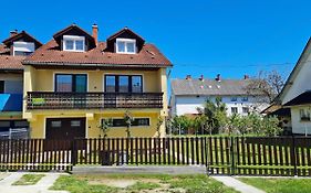 Gyoengyvirag Apartman Lenti
