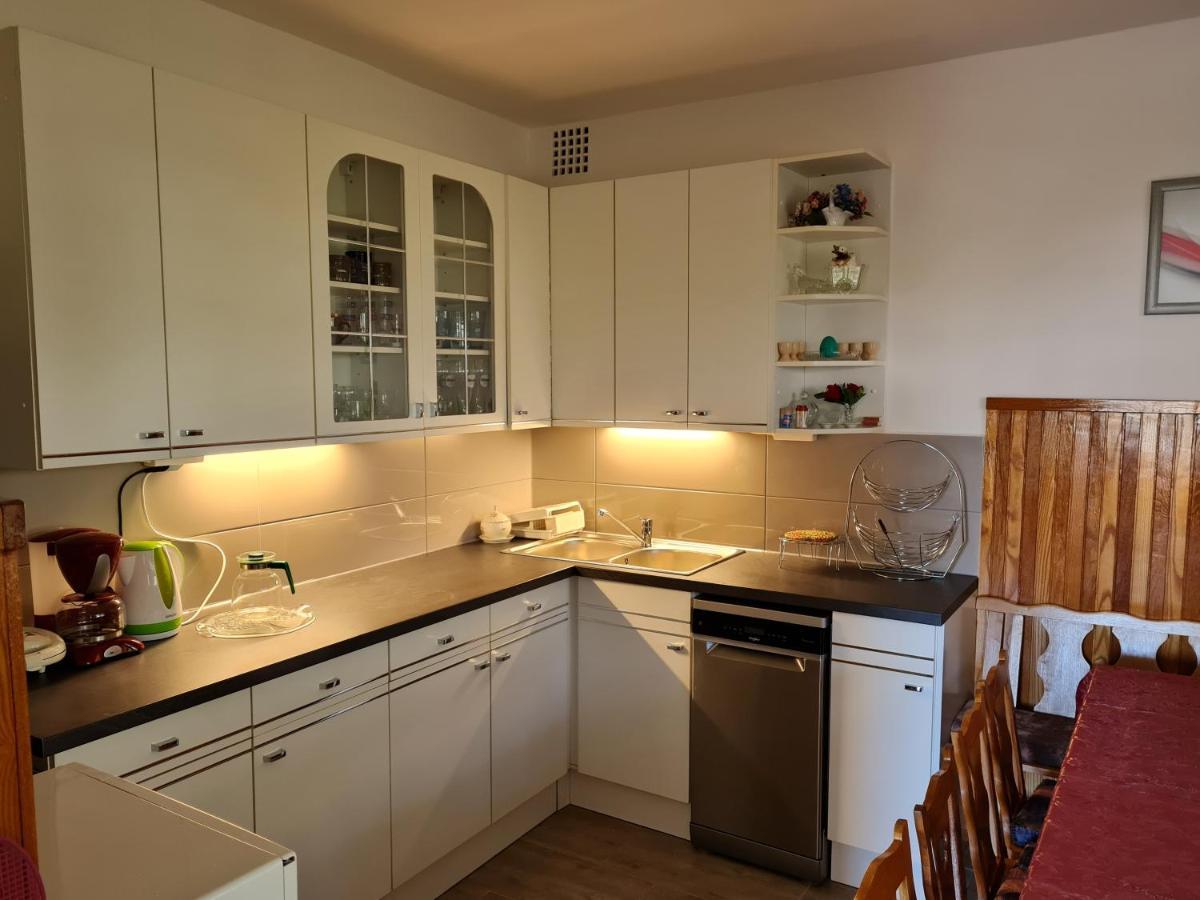 Gyoengyvirag Apartman Lenti Exteriér fotografie